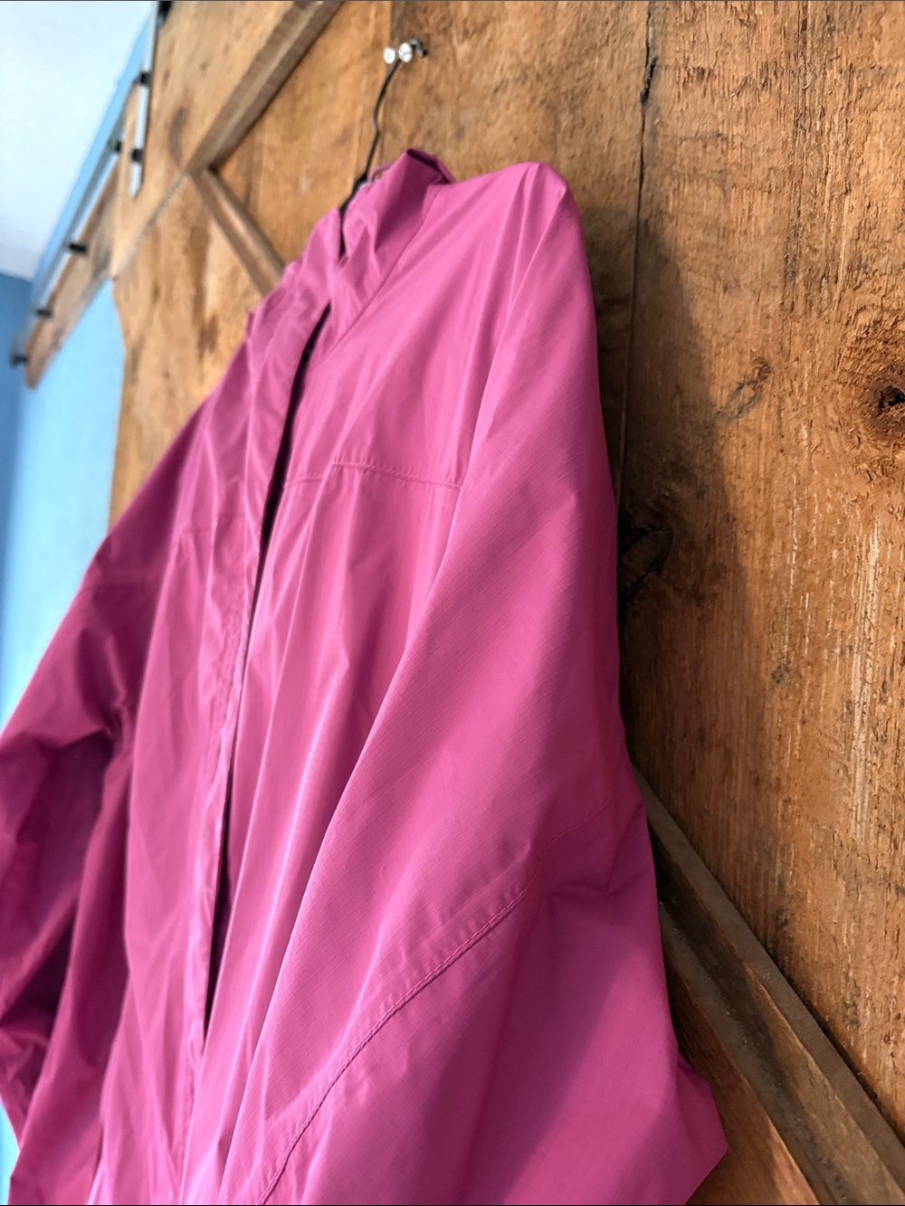 LL Bean Womens XL Pink Hooded Rain Jacket - Picture 2 of 9
